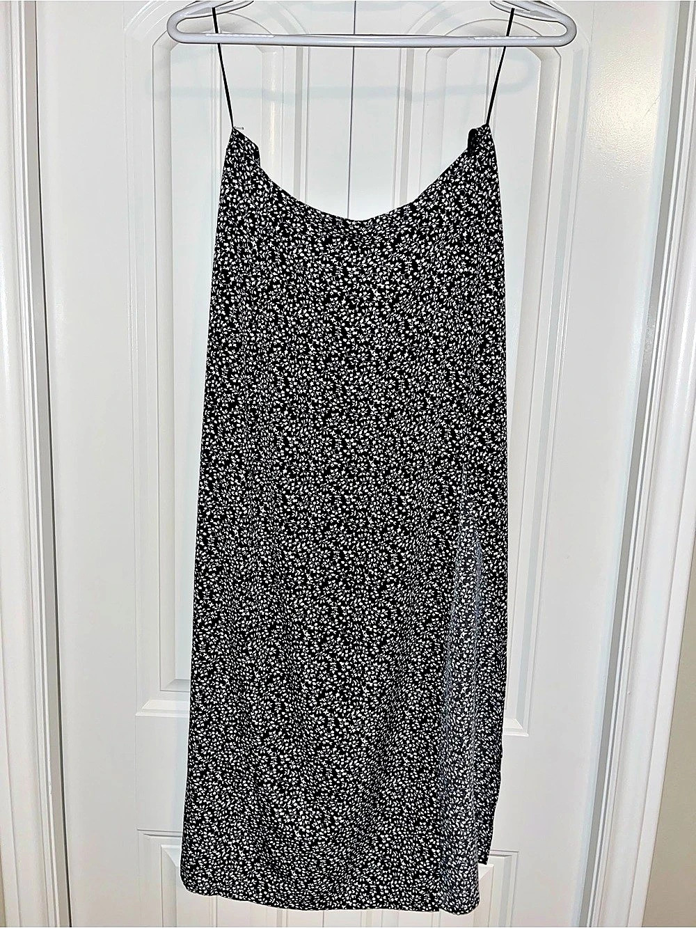 Plenty Propaganda Floral Midi Skirt in Black & White Size Small Like New